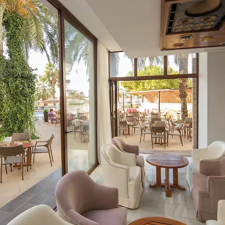 Hotel Tres Torres