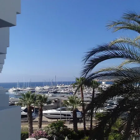 Hotell Tres Torres 4*